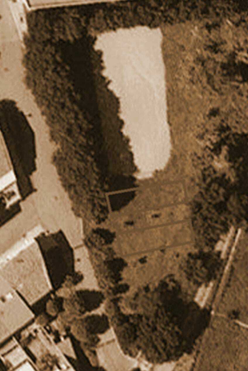 Imatge pels mitjans: Pista de petanca i sorrera al camp de futbol del carrer Montserrat